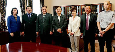 Meeting with Professor Nagahiro Minato, President of Kyoto University