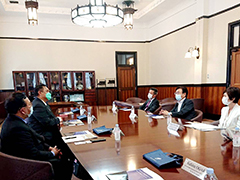 Meeting with Professor Nagahiro Minato, President of Kyoto University
