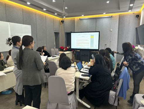 修正案を参加者全体で討議・検討