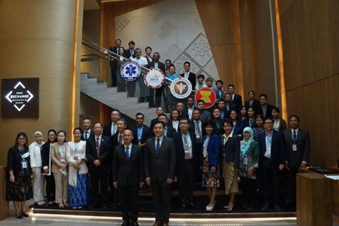 AAN（ASEAN Academic Network）第1回会合の集合写真