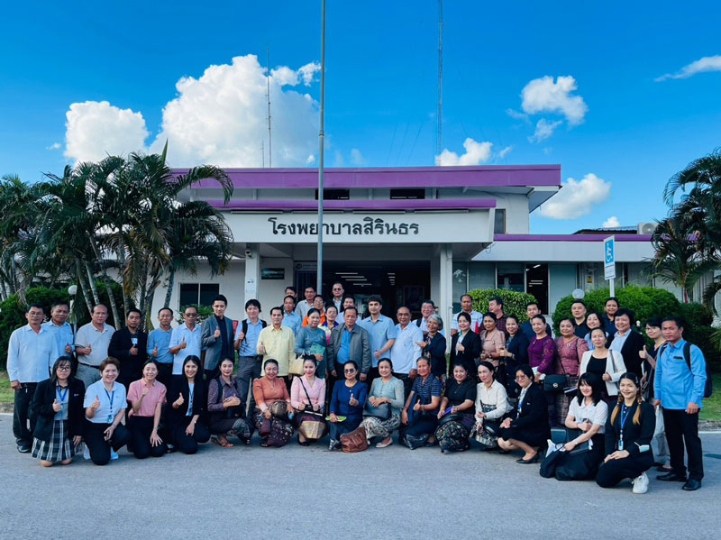 Group photo of the　Mutual Site Visit Between Lao PDR and Thailand