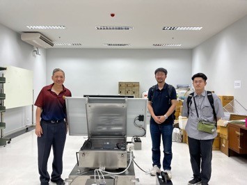 カセサート大学にてDr. Chartと