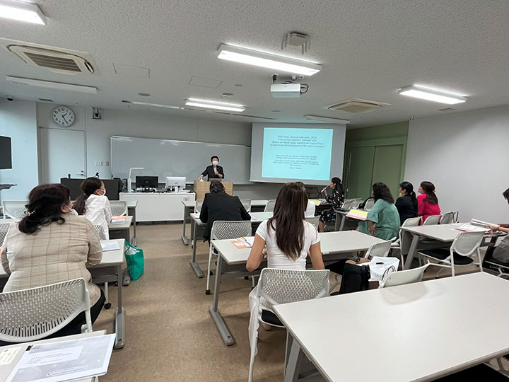 国際医療福祉大学での福井教授からの講義の様子