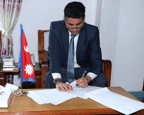 GA署名の様子（ネパール政府）