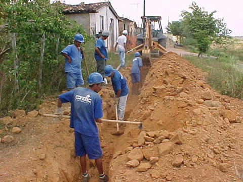 配水管の敷設工事