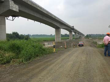 建設された橋梁（全長1.12km）