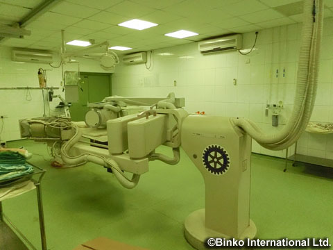 クルネガラ教育病院のカテーテル検査室。心血管造影システム等の機材が整備される。(写真提供:ビンコーインターナショナル(株))
