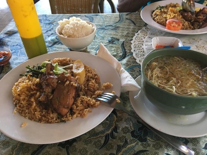 スリナムのインドネシア料理