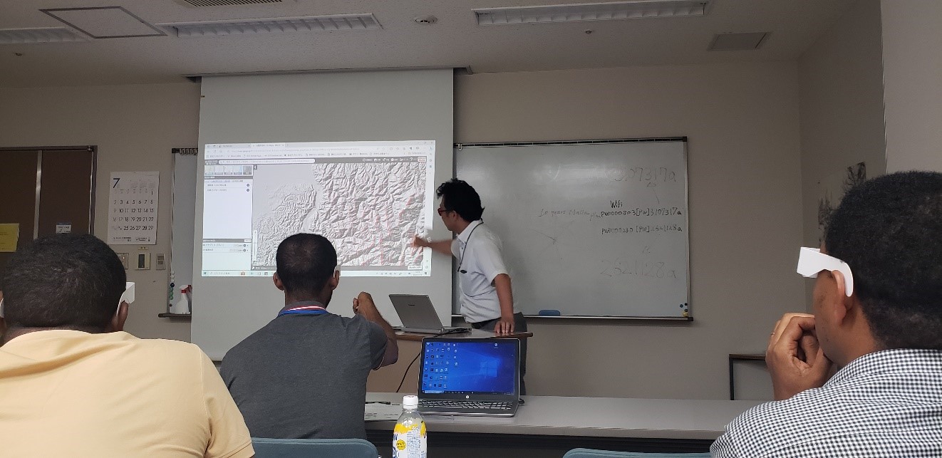 地形図作成に関する講義