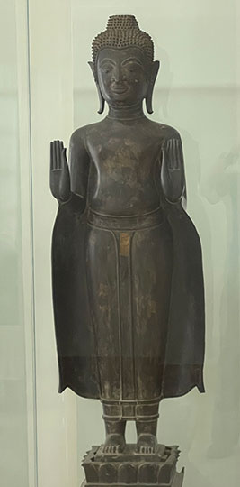 05 Buddha image statue made of bronze