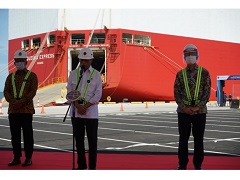日本・インドネシア企業が共同運営予定の国際港・パティンバン港一部完成披露式典の開催：日本企業の技術を活かした急速施工