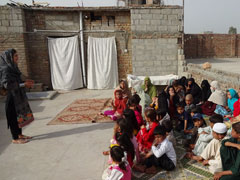 ノンフォーマル基礎教育学校の現場から オルタナティブ教育推進