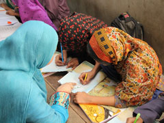 ノンフォーマル基礎教育学校の現場から オルタナティブ教育推進