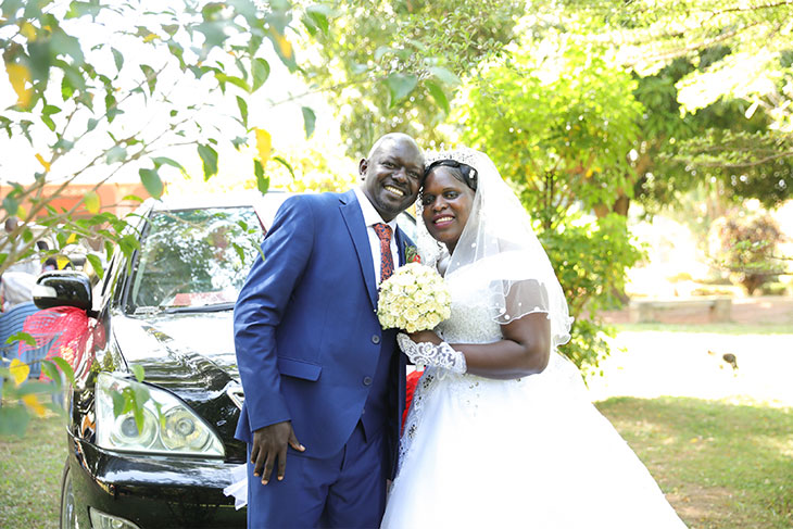 ウガンダでは、デニスとドリーンのように子どもが生まれ、家庭が落ち着いてから結婚式を挙げる夫婦も多い