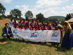 北海道コンサドーレ札幌から ユニフォームのプレゼント 19年度 トピックス Jica北海道 札幌 Jica 北海道コンサドーレ札幌から ユニフォームのプレゼント 19年度 トピックス Jica北海道 札幌 Jica