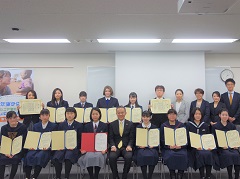 宮城県 Jica国際協力中学生 高校生エッセイコンテスト2019表彰式 青森 岩手 宮城 秋田県合同 を開催しました 2019年度 トピックス Jica東北 Jica