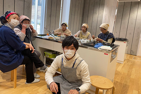 講師（採れたてランドの組合員）と参加者