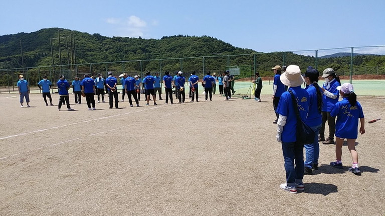 地区メンバーとして参加した地域のソフトボール大会