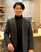 石山俊太郎さん