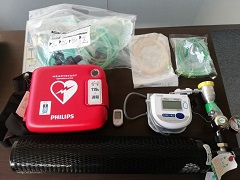 日本での活動から。新型コロナ軽症者宿泊療養施設で準備していた医療機器類