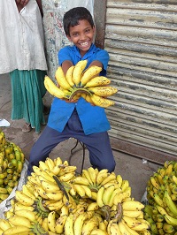 バナナ、マンゴー、ライチなど果物が豊富なバングラデシュ（庄子さん提供）