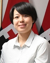 尾崎友紀さん