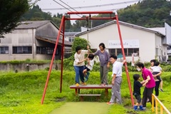 平日のアソビバTetoでは、希望者が多ければ公園に行くこともある