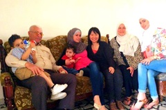 難民キャンプ内の学校で活動していた時期には、CPの家族の自宅にホームステイしていた