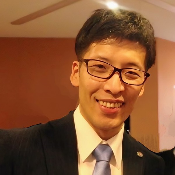 阪上英祐さん