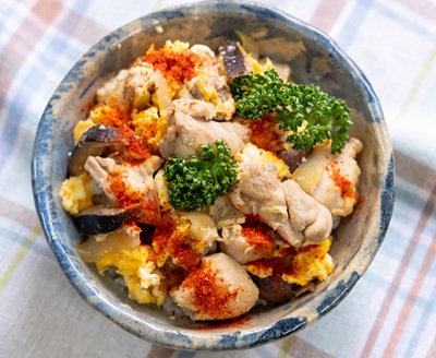任地の食生活に彩りを！ 隊員めし