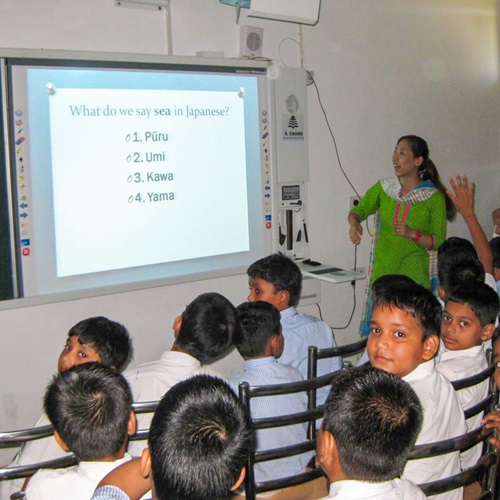 任地の食生活に彩りを！隊員めし