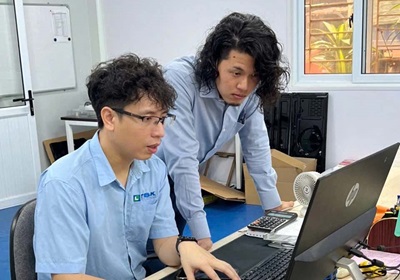 就職ストーリー