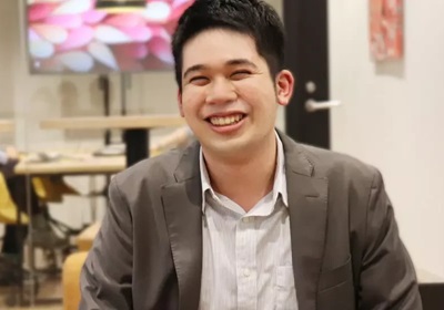 就職ストーリー