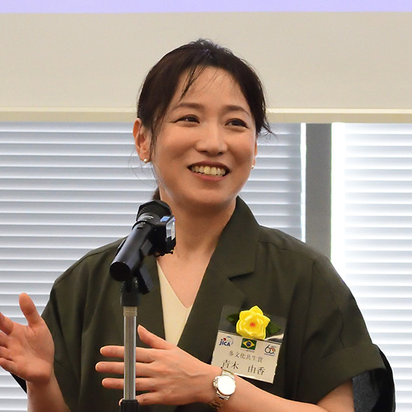 青木由香さん