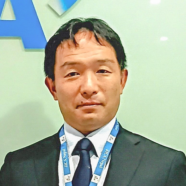 飯塚健一郎さん