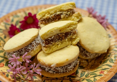 任地の食生活に彩りを！ 隊員めし