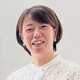 菅 友美さん